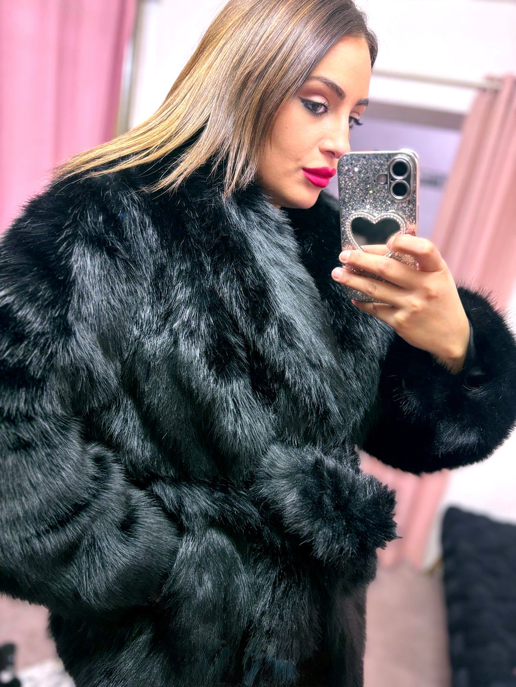 ✨Visone nero✨