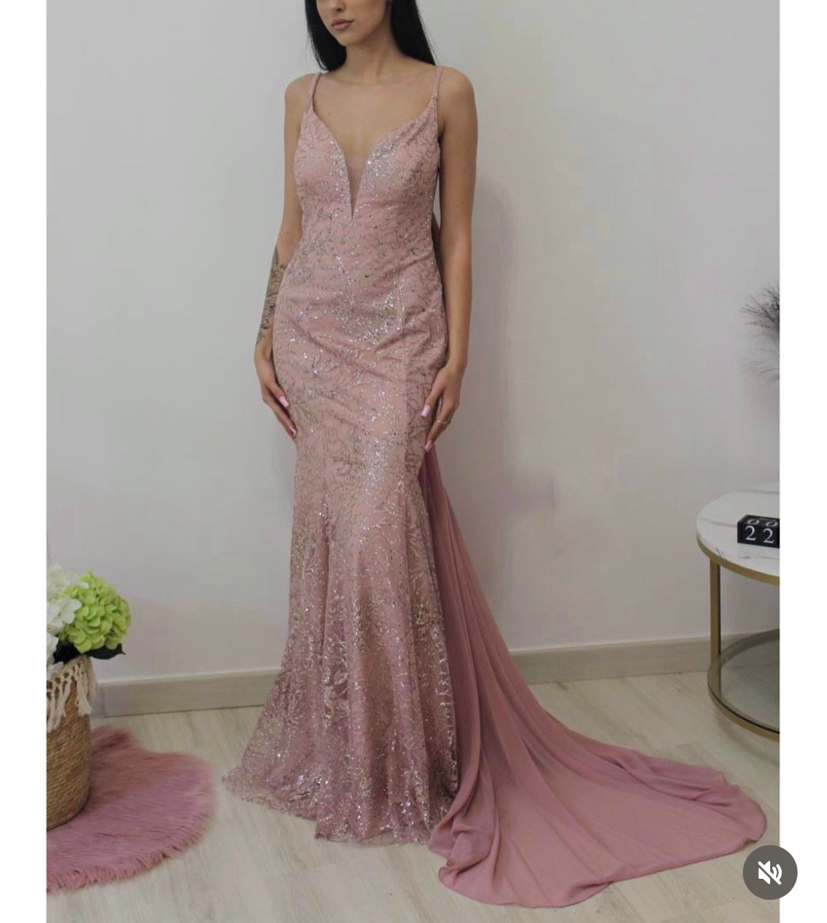 Rosé Elegance Dress