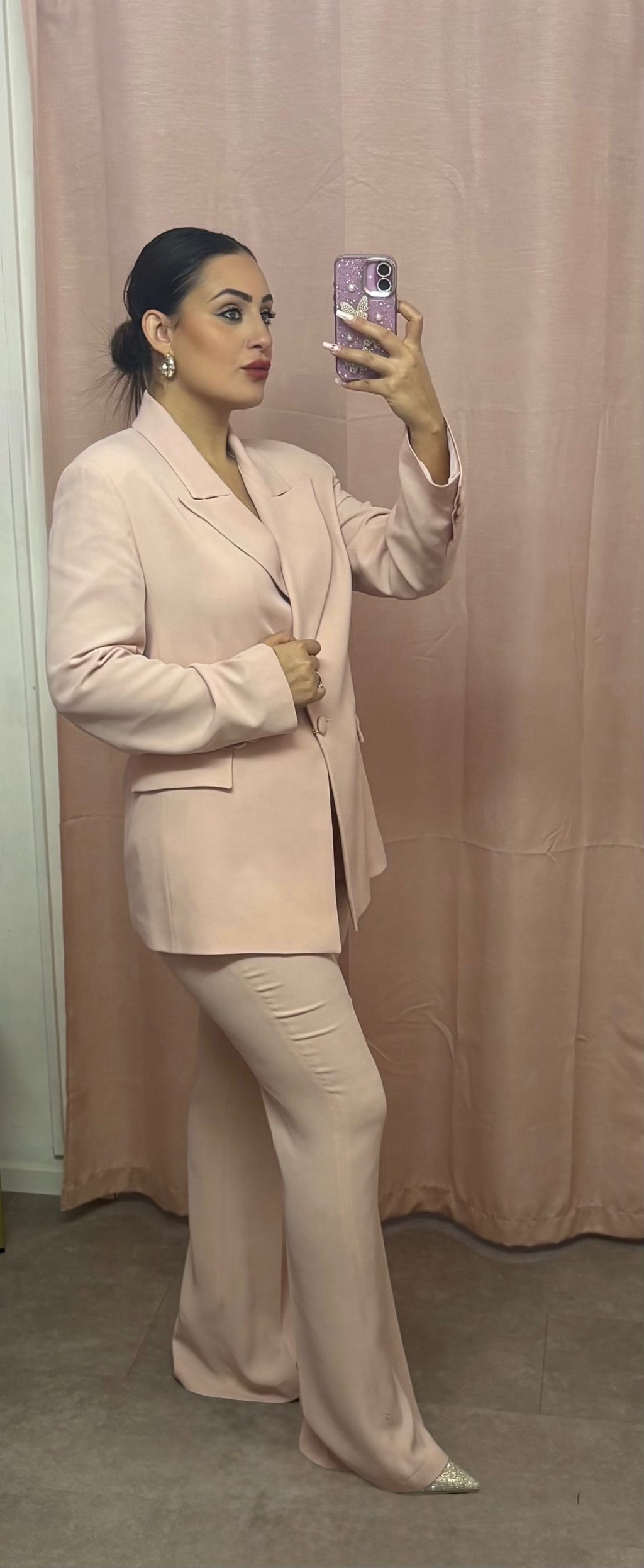 🌸 “Blush Elegance”